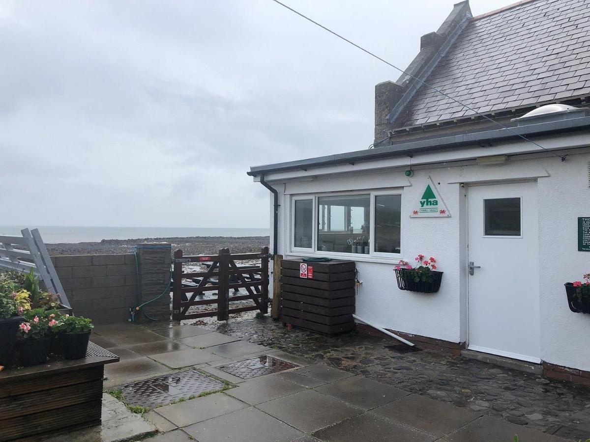 Yha Port Eynon Vandrarhem Exteriör bild