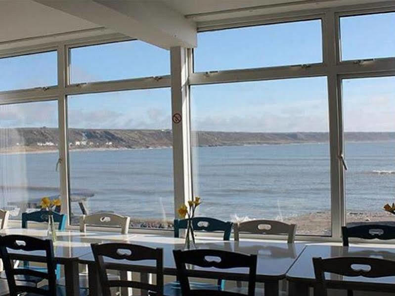 Yha Port Eynon Vandrarhem Exteriör bild